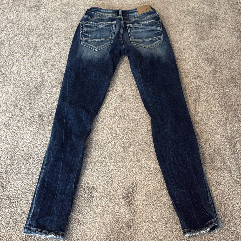 BKE Stella size 23 slim fit low rise ankle skinny jeans